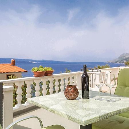 Lovely Apartment In Brela With House Sea View Bagian luar foto