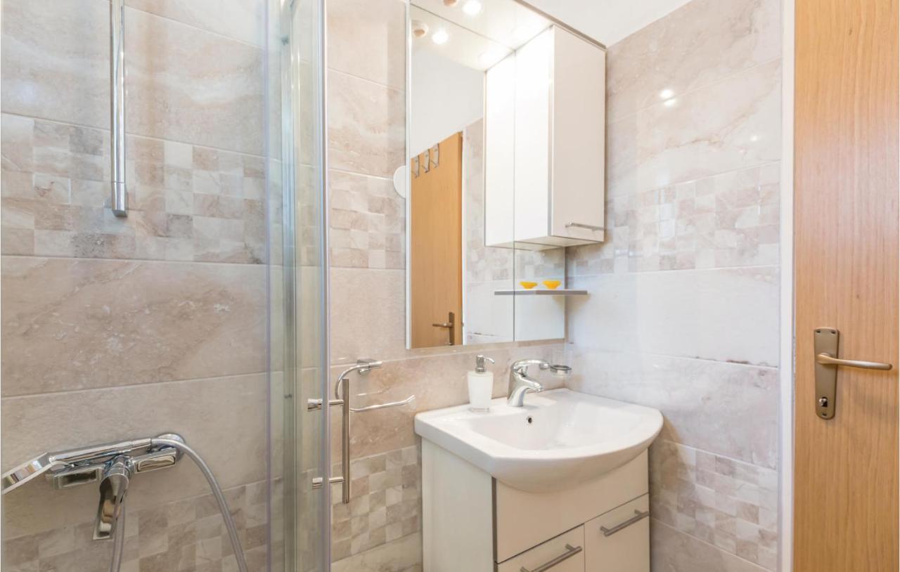 Lovely Apartment In Brela With House Sea View Bagian luar foto